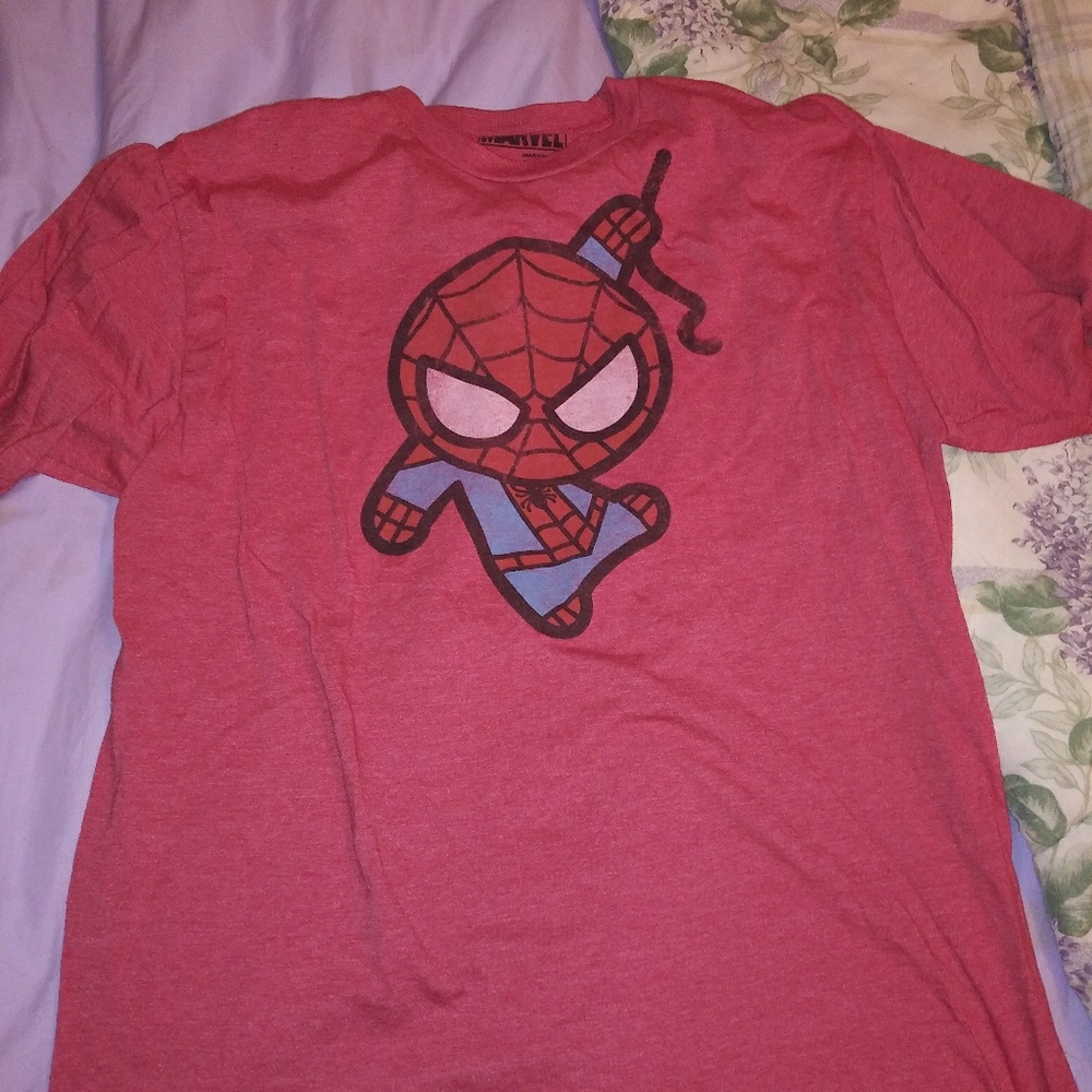 Tee shirt